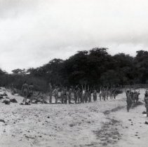 UDT 24 training exercises on Maui Beach
