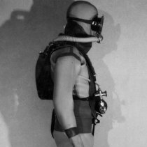 French Suit with Draeger Lung