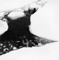 Arctic dive, Breach in ice