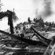 Marines land on Tarawa
