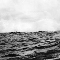 picking up swimmers at Peleliu.