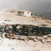 abandoned 40mm cannon