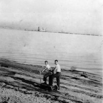 WWII UDT18 photos from Robert (Bob) Readel's albums