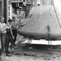 UDT Recovery Team training with Space Capsule