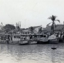Vietnamese boats