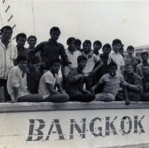 Steve Nash with Vietnamese on boat