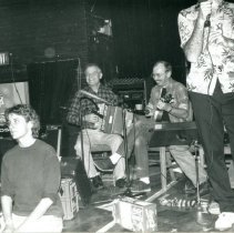 Céilí Mór play for a céilí dance