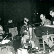 Céilí Mór play for a céilí dance
