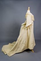 De la Guerra Wedding Dress