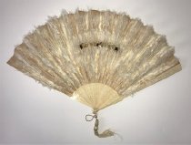 Feather fan