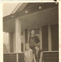 Minnie Leach (?) top, ?? and Beulah Leach with tennis raquets Fall City