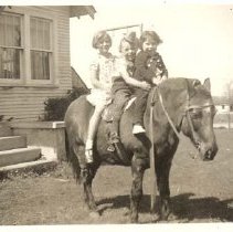 Sharon Cowles with friends on "Tony"  Fall City c1940