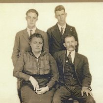 Walter Smith family, Fall City c1912
