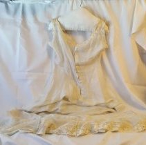 Nightgown, silk