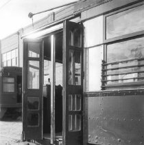 TER Suburban Motor 75 Entry