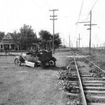 Wrecked Automobile on Corsicana Line-Rice