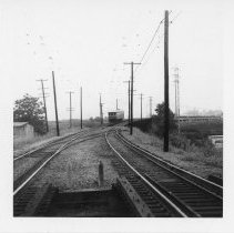 TER Passenger Motor 309 Entering Oak Cliff