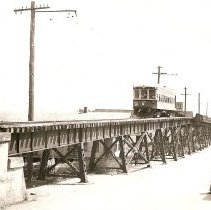 TER 'Extra' Passenger Motor 328 Entering Downtown Waxahachie
