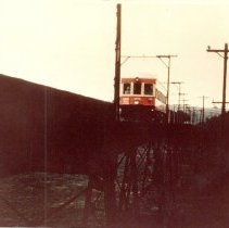 TER 'Extra' Passenger Motor 365 on Frisco Bridge