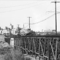 TER Passenger Motor 309 on Trinity River Bridge