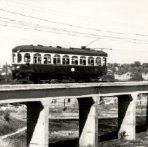 TER Passenger Motor 313 Southbound on Trinity Heights Viaduct