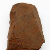 Lengthwise view of adze preform