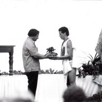 Keoni Fairbanks and ho'okupu at the return ceremony