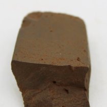 Lengthwise view of adze fragment