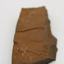 Lengthwise view of an adze fragment