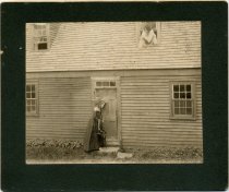 Old Gaol Exterior, Two Women in Costume