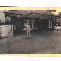 Verm Hoezee Gas Station