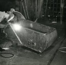 Esco foundry worker doing detail work 2