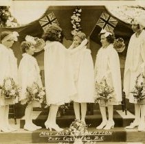 May Queen, Jean Richmond, being crowned