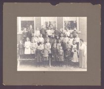 Wheaton Schools, Holmes