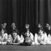 HHS Girls Basketball Team 1924