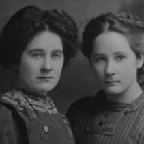 Beatrice & Margaret Moore