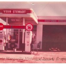 Vern Stewart Union Oil gas station