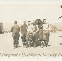 Creston baseball players