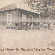 Ada, Oliver, Elmo and Lelia Sellers at home in Pozo