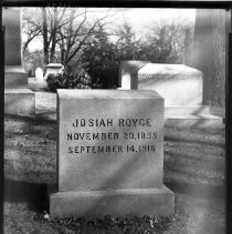 Royce, Josiah, Monument
