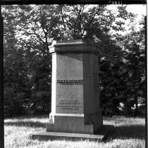 Sparks, Jared, Monument