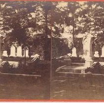 Hunt Lot, Elm Avenue