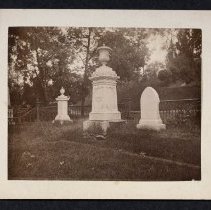 Perry Monuments, Lot 1144 Woodbine Path.