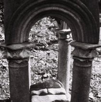 McDonald Children Monument