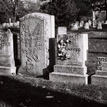 Franklin Oliver Monument, Mother, George, Baby