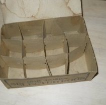Egg Carton, Interior