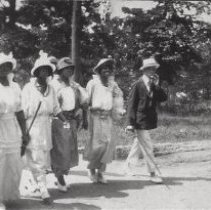 Walking to Emory Grove via Grove Avenue