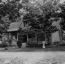 Unknown - can you help identify?