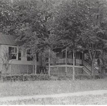 Unknown - can you help identify? Probably Grove Ave