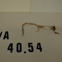 String of sailor's knots and braids